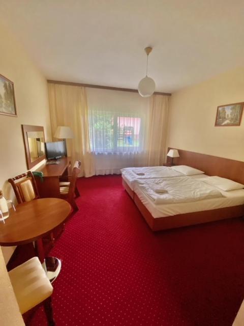 Hotel Mazury Giżycko Exterior foto